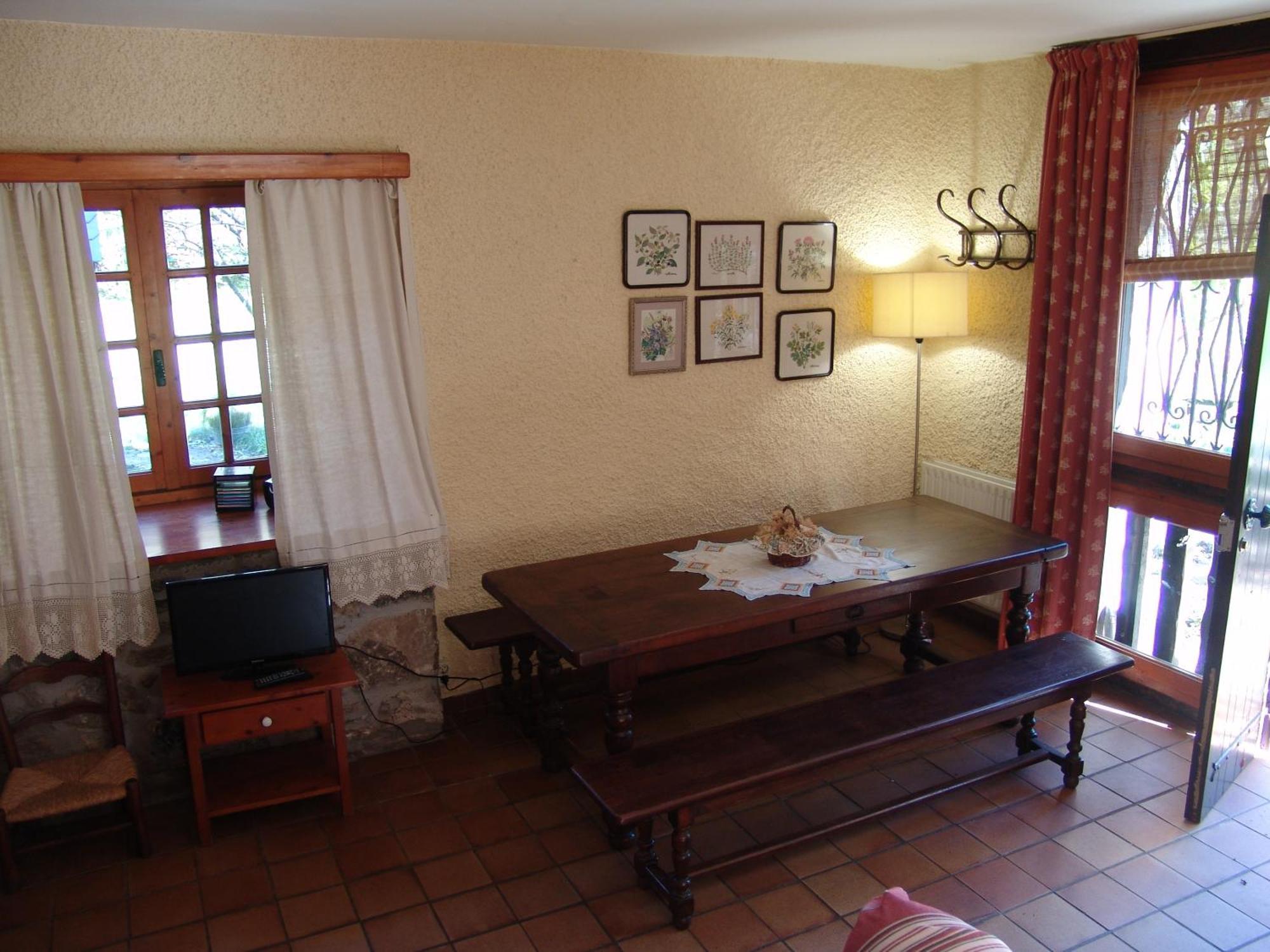 Casas De Zapatierno Guest House Espierba Ruang foto